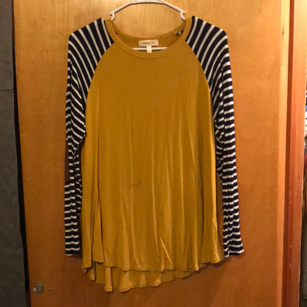 Long sleeve shirt